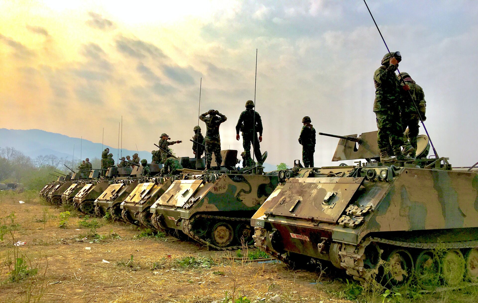 Bloomberg: признание Германии о меньшем числе танков для ВС Украины говорит о провале Запада