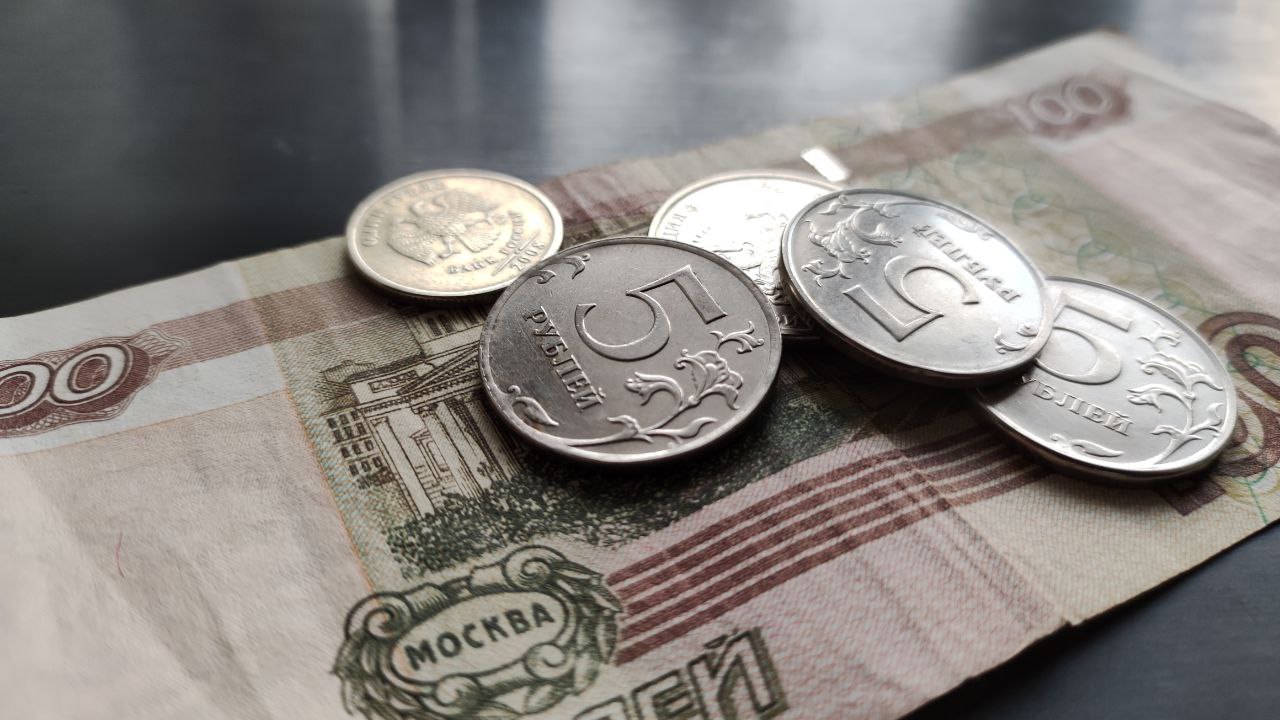 Экономист Михаил Хазин: Мир распадается на валютные зоны, рубль может возглавить одну из них