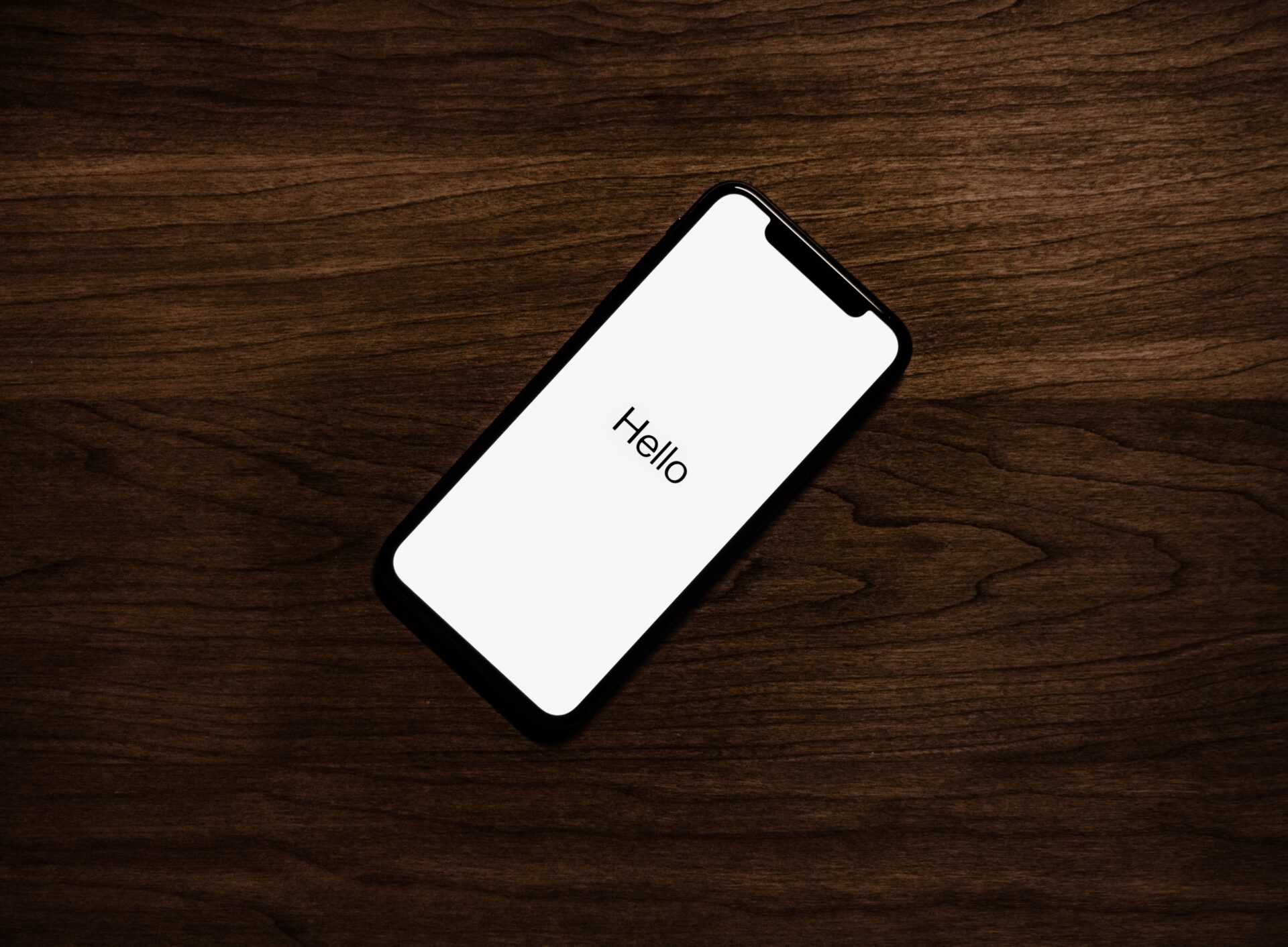 iPhone 15 Pro может лишиться легендарного переключателя беззвучного режима ради кнопки