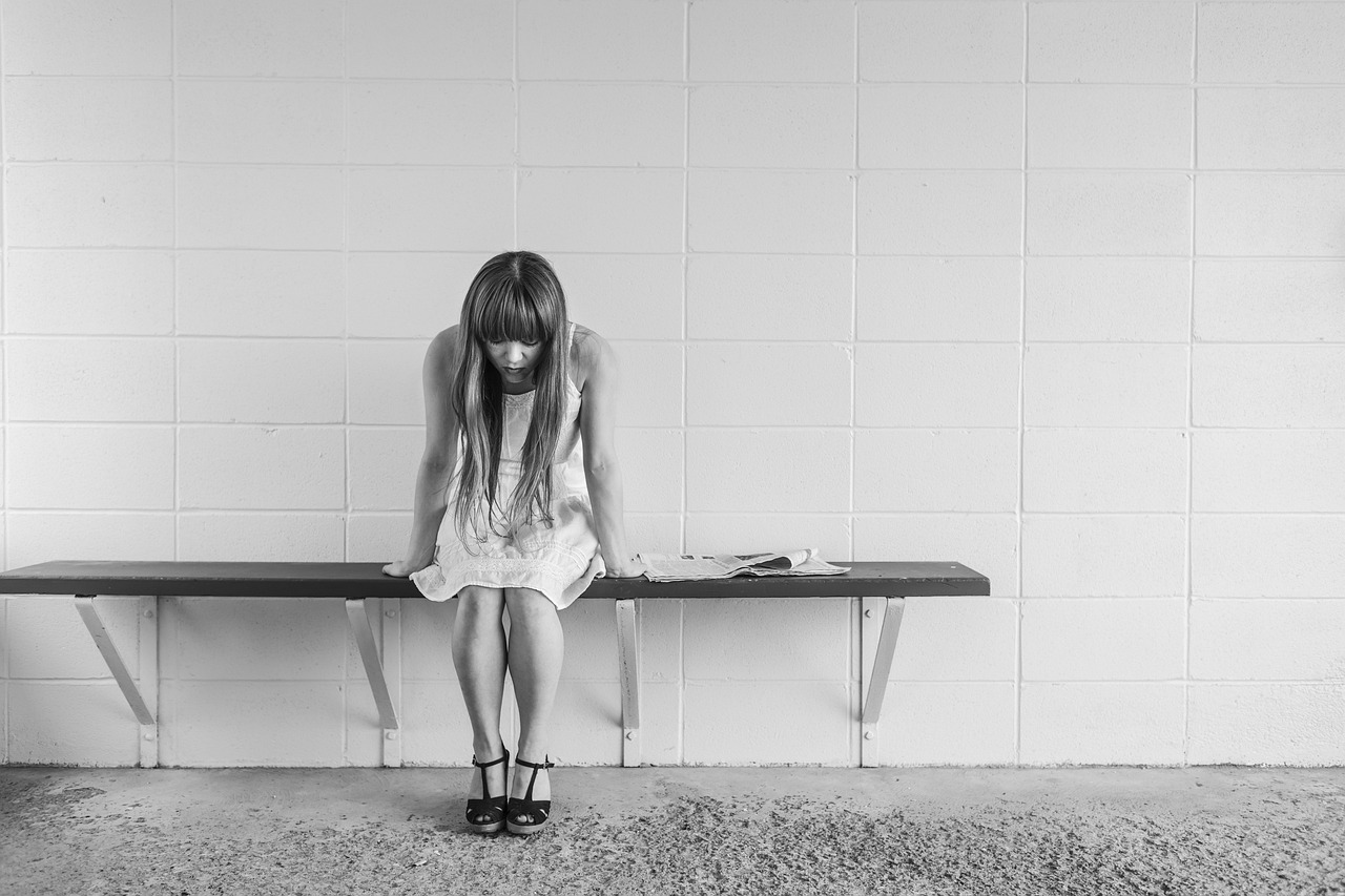 Травля подростков, вызывая недоверие, влияет на будущее психическое здоровье
